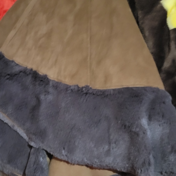 Brown Riding Cape - Picture 2 of 4